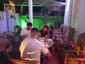 Cozy Secrets Hotel & Hostel